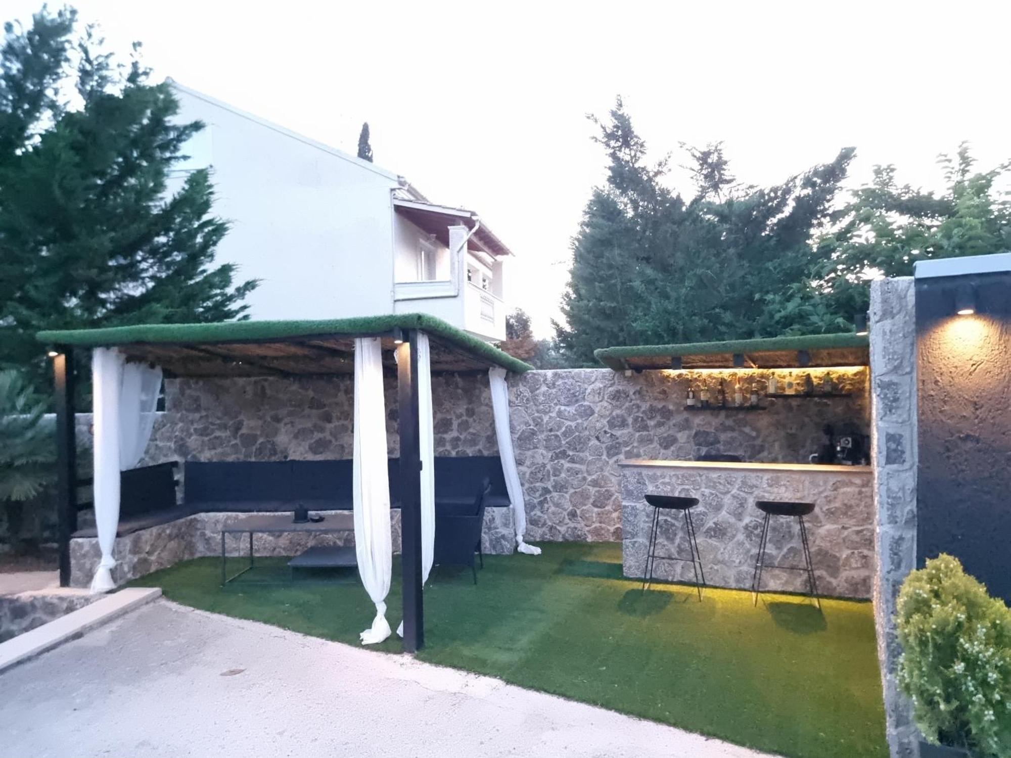 Luxvilla Agioi Deka  Екстериор снимка